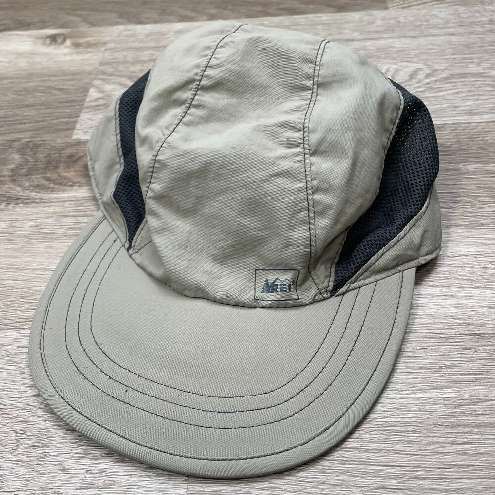 REI Hat